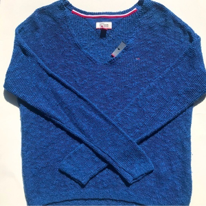 NWT Women’s Tommy Hilfiger Denim Sweater Size‎ XS